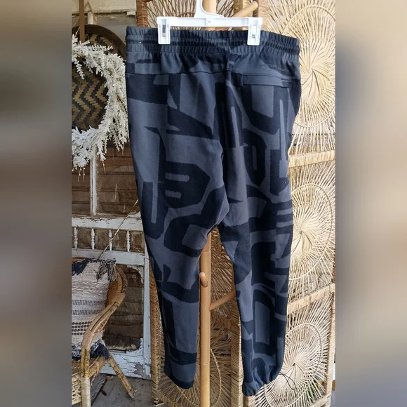 Jordan Sports Men's Black Patterned Dri Fit Pants_XL